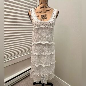 Maxi sleeveless lace dress